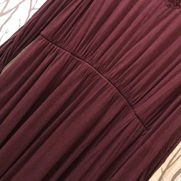 Lane Bryant Maroon Lace Trim Dress - Size 14/16 - Picture 5 of 7